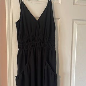 Elegant Black Sleeveless Dress
